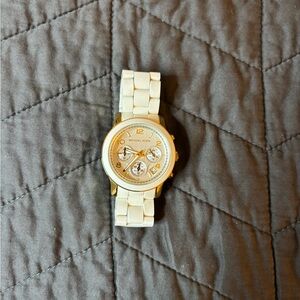 MK watch